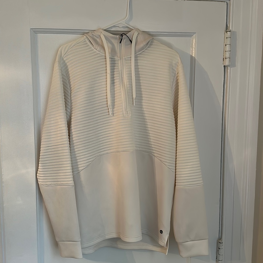 White sweatshirt with zipper